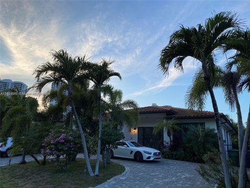 343 190th St, Sunny Isles Beach FL 33160