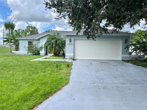 15561 Spring Line Ln, Fort Myers FL 33905