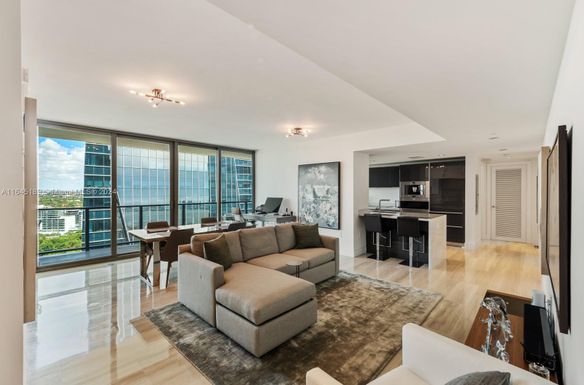 1451 Brickell Ave # 2405, Miami FL 33131