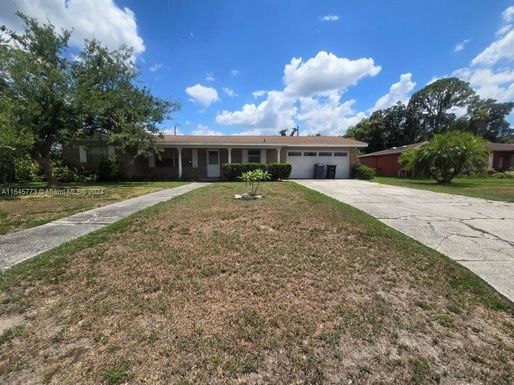 5142 Lake Miriam Circle, Lakeland FL 33813