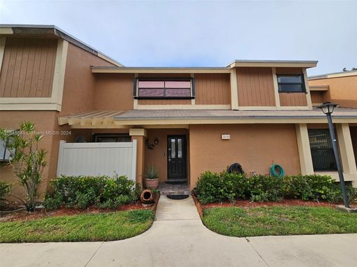 2225 NW 45th Ave # 550, Coconut Creek FL 33066