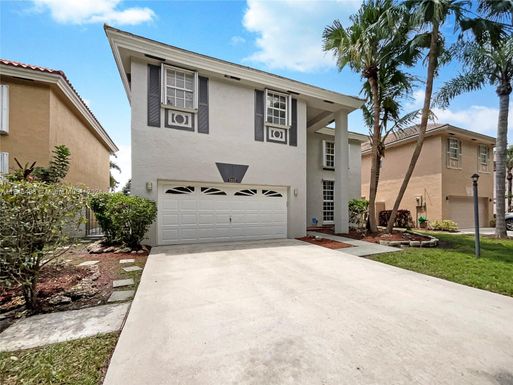 2832 Cayenne Ave, Cooper City FL 33026