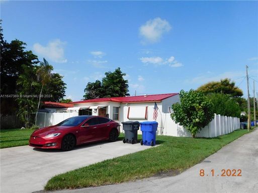 1815 N 27th Ave, Hollywood FL 33020