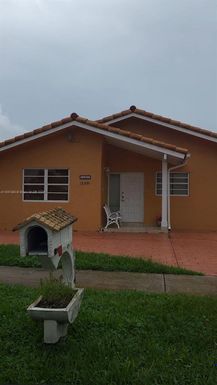 13991 SW 25th St, Miami FL 33175