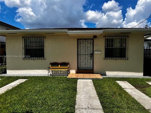 906 NW 25th Ave # 908, Miami FL 33125