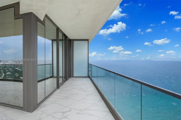 18975 Collins Ave # 3705, Sunny Isles Beach FL 33160