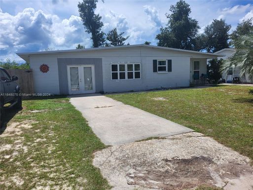 4712 PARK BLVD., Other City - In The State Of Florida FL 32404