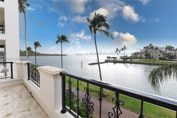 2428 Fisher Island Dr # 5208, Miami Beach FL 33109