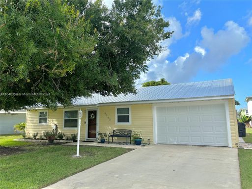 5202 SE 43rd Trace, Okeechobee FL 34974