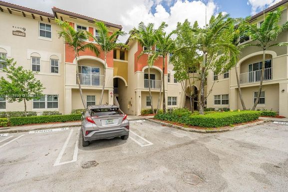 8620 NW 97th Ave # 105, Doral FL 33178