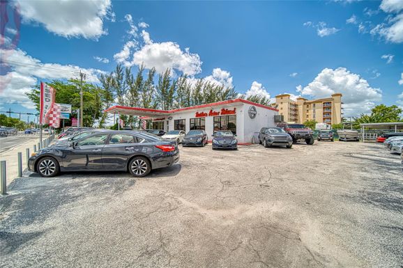 Dealer Or Automotive Space For Lease, Hialeah FL 33013