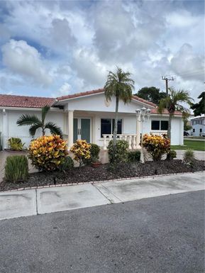 7215 W 15 AVE, Hialeah FL 3314