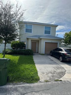 811 NW 4th Ter, Hallandale Beach FL 33009