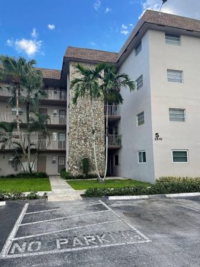 2510 SW 81st Ave # 405, Davie FL 33324