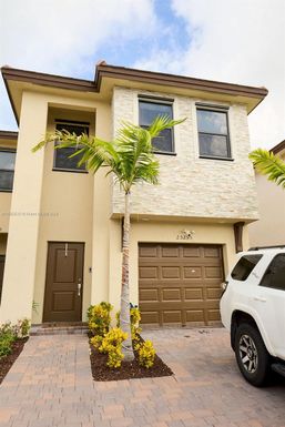 25255 SW 107th Ct # 25255, Homestead FL 33032