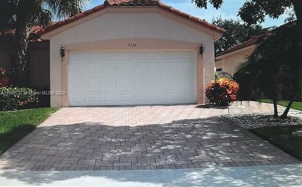 5124 Pelican Cove Dr, Boynton Beach FL 33437