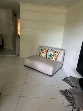 20327 NE 2nd Ave # 4, Miami FL 33179