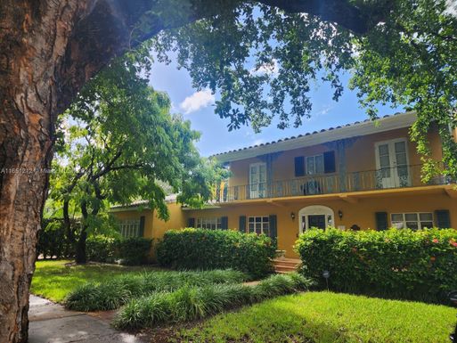 1426 Robbia Ave, Coral Gables FL 33146