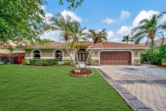 5789 NW 48th Ct, Coral Springs FL 33067