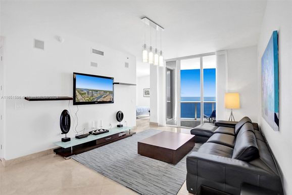 16001 Collins Ave # 2806, Sunny Isles Beach FL 33160