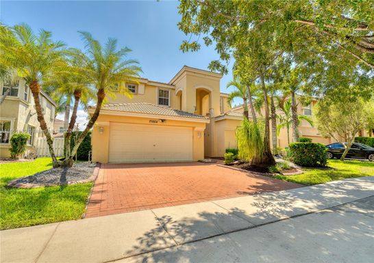 15664 SW 52nd Ct, Miramar FL 33027