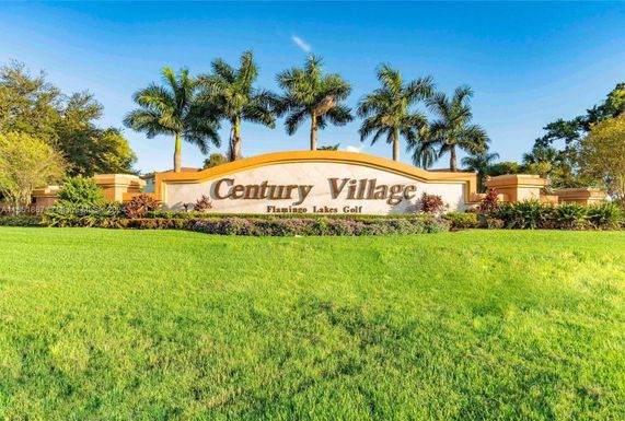 251 SW 132nd Way # 208H, Pembroke Pines FL 33027