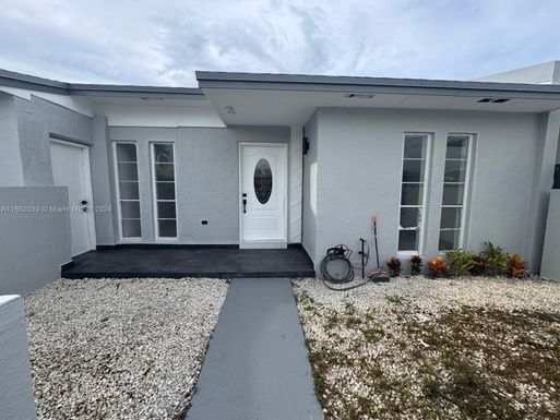 5527 NW 194th Cir Ter # 5527, Miami Gardens FL 33055