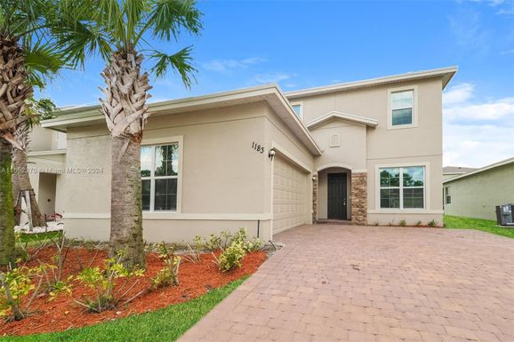 1183 NW Leonardo Cir, Port St. Lucie FL 34986