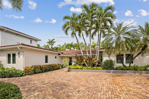 670 Allendale Rd, Key Biscayne FL 33149