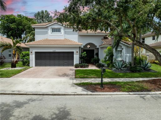 16407 Diamond Head Dr, Weston FL 33331