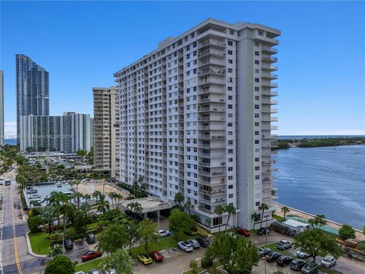 500 Bayview Dr # 231, Sunny Isles Beach FL 33160