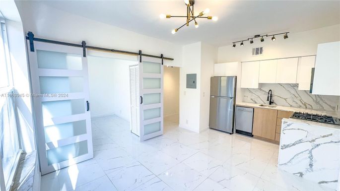 1320 Drexel Ave # 306, Miami Beach FL 33139