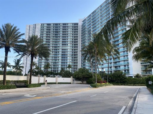 100 Bayview Dr # 1502, Sunny Isles Beach FL 33160