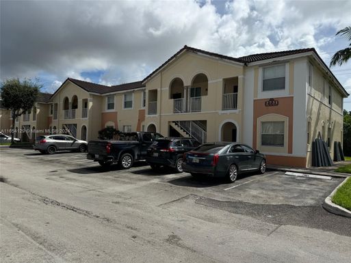 2731 SE 17th Ave # 207, Homestead FL 33035