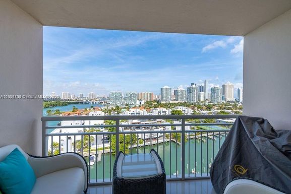 400 Kings Point Dr # 1531, Sunny Isles Beach FL 33160