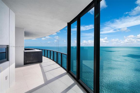 18555 Collins Ave # 5001, Sunny Isles Beach FL 33160