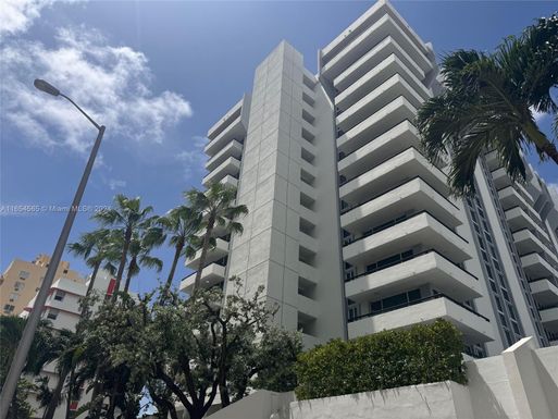 3200 Collins Ave # 5, Miami Beach FL 33140