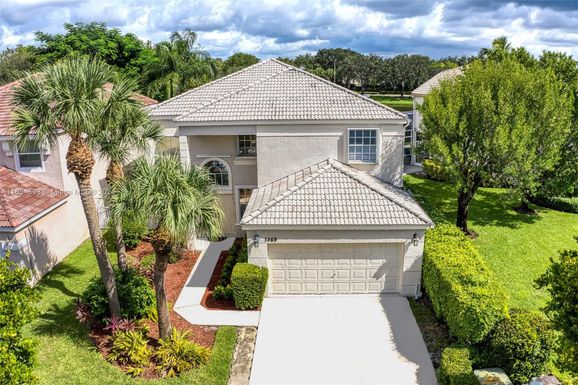 7469 Sally Lyn Ln, Lake Worth FL 33467