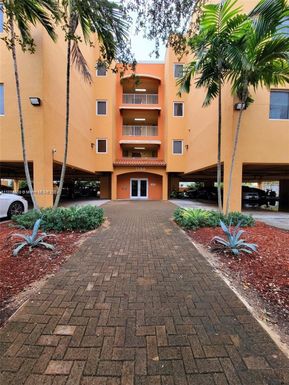 1300 NE 109th St # 207, Miami FL 33161