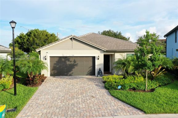 3110 Poinciana St, Lauderdale Lakes FL 33311