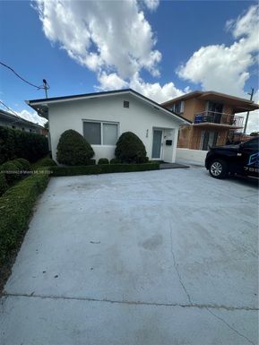 420 NW 57th Ave # 0, Miami FL 33126