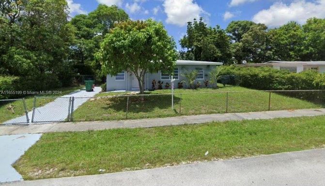 3571 NW 3rd St, Lauderhill FL 33311