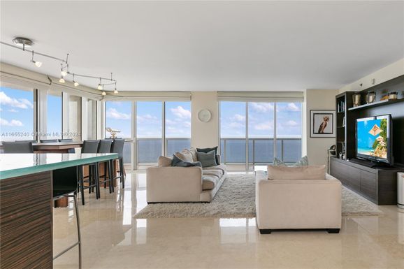 1800 S Ocean Dr # 4301, Hallandale Beach FL 33009