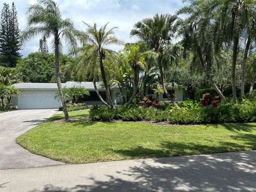 7415 SW 117th St, Pinecrest FL 33156