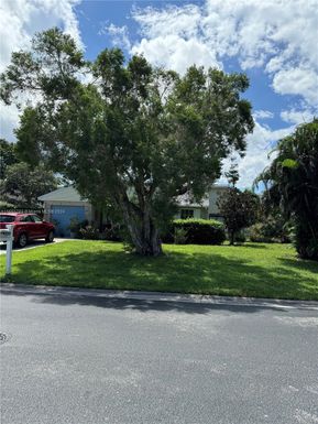 5595 Pebble Brook Ln, Boynton Beach FL 33472