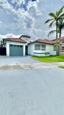 15526 SW 62nd Ter, Miami FL 33193