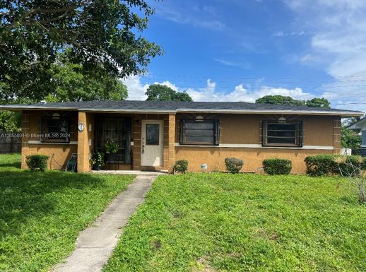 3921 NW 174th St, Miami Gardens FL 33055