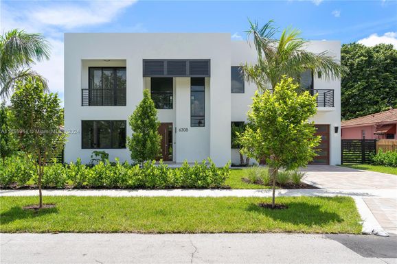 6308 SW 26th Street, Miami FL 33155