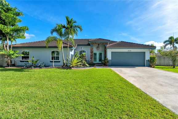 20238 SW 325th St, Homestead FL 33030