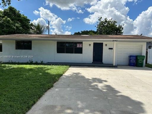 2642 Sabal Palm Dr, Miramar FL 33023